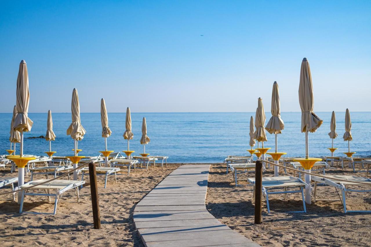 Torre Guaceto Greenblu Resort 斯培基奥拉 外观 照片